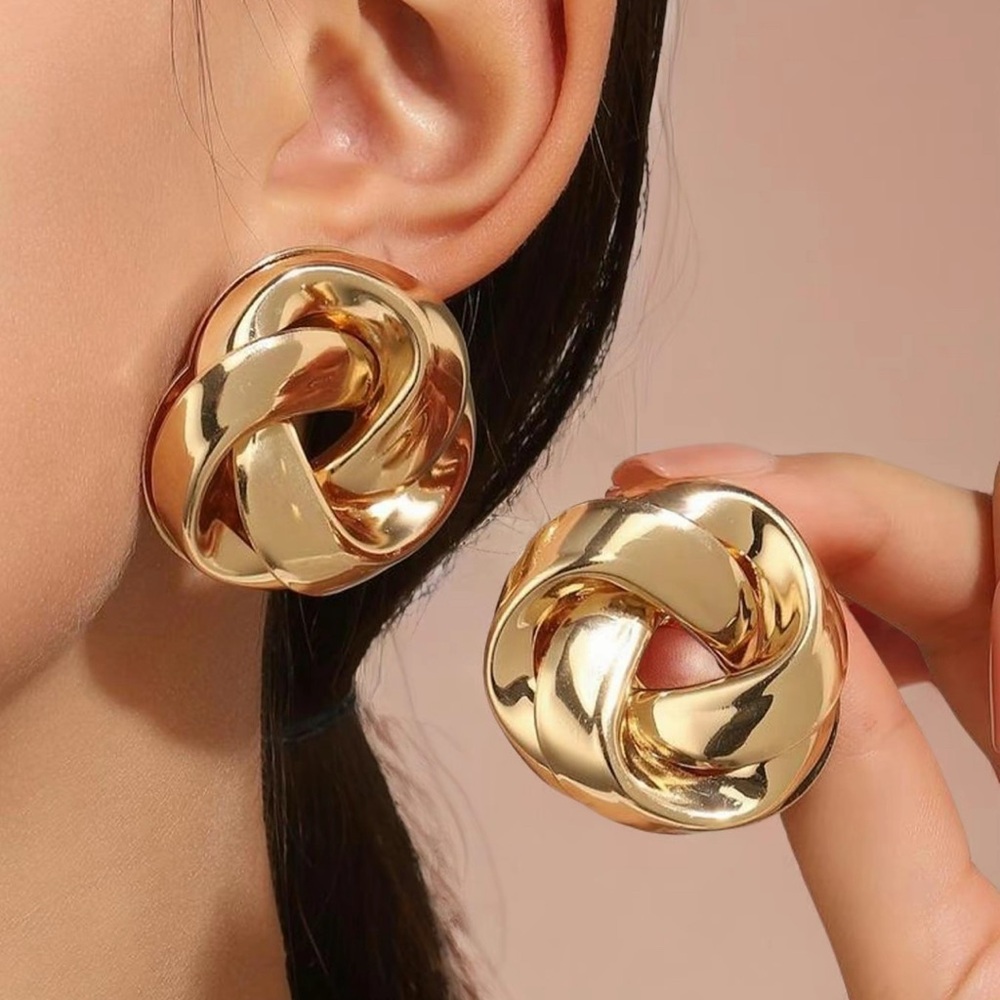 New Knot Braided Stud Earrings